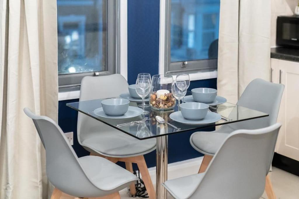 Apartament 2 Bedroom *