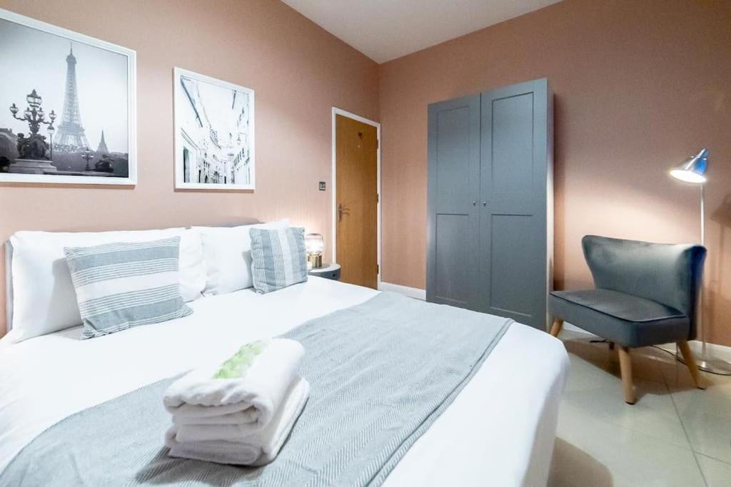 Apartament 2 Bedroom *